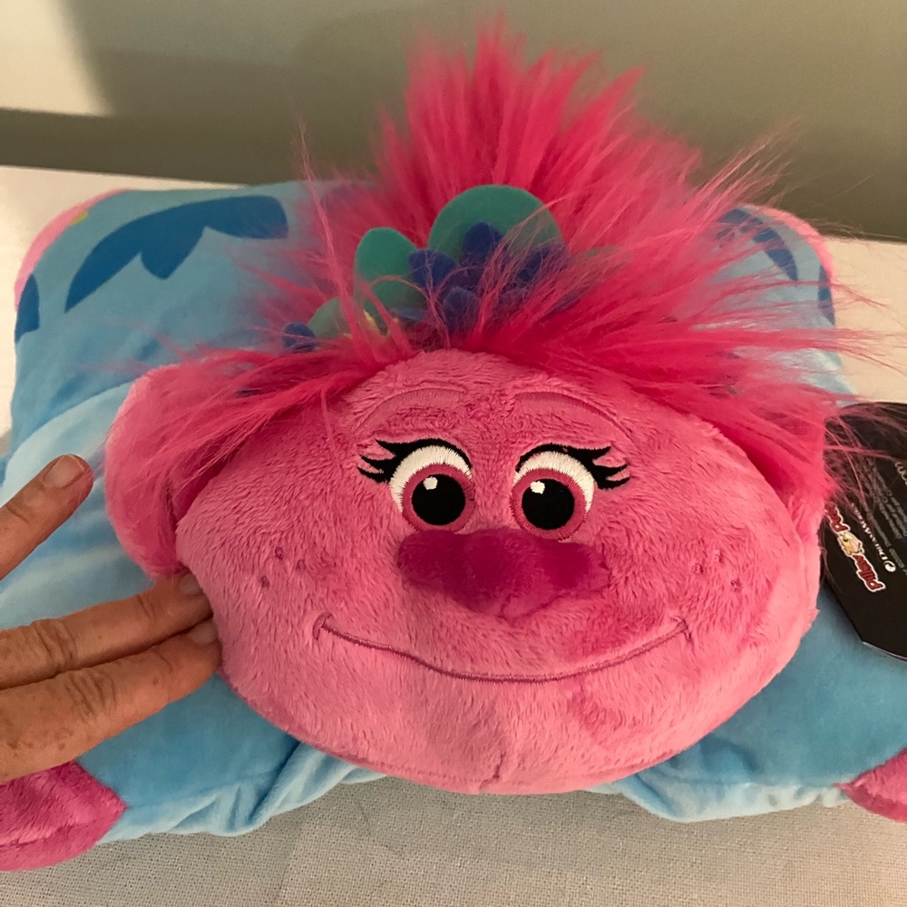 Pillow Pets Poppy Troll World Tour. New with tags.